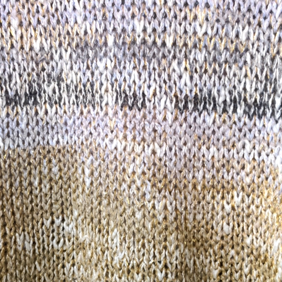 R D Style Sweater - Picture 2 of 6